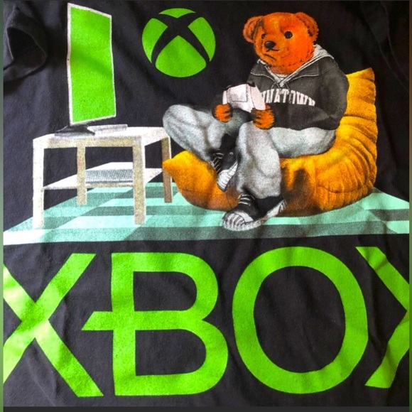 🍁 BUNDLE ONLY - 5/$15 X-box Chinatown Limited Edition Tee, Men’s/Unisex small - Picture 2 of 3